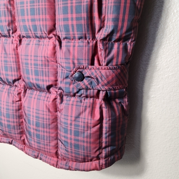 Eddie Bauer Womens WeatherEdge Red/Black Plaid Goose Down Vest-Size S - Picture 6 of 9